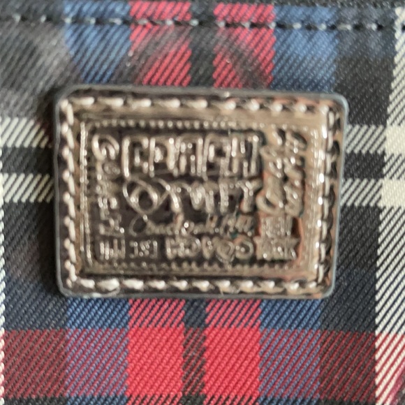 Coach Wristlet. Plaid: Blue, red, grey. - Picture 4 of 5